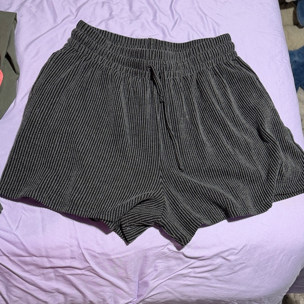BKE Black Ribbed Elastic Waist Athletic Shorts